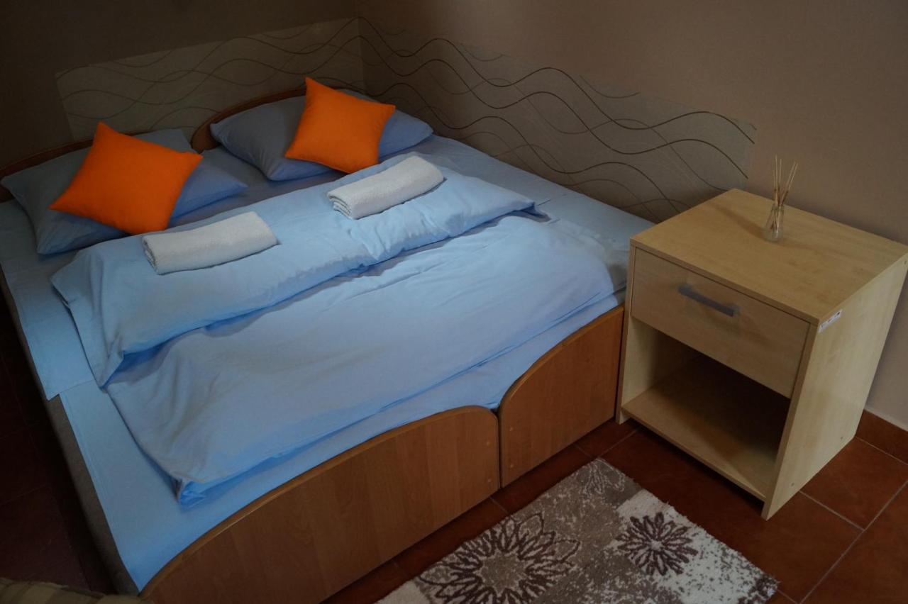 Hôtel Osrodek Wypoczynkowy Forest à Lublin Extérieur photo