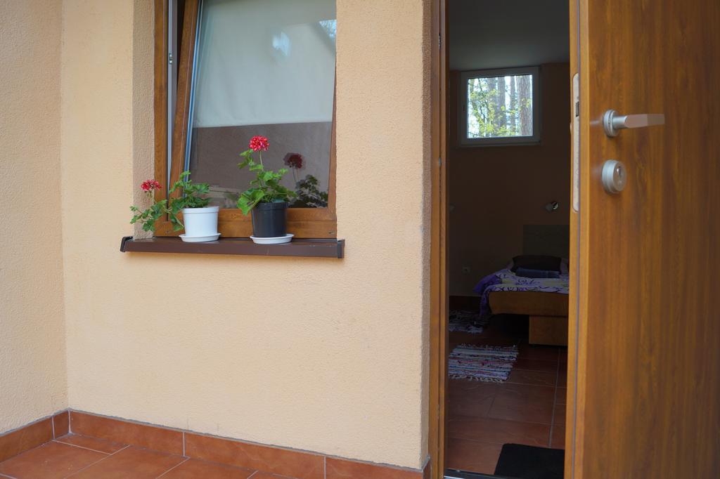 Hôtel Osrodek Wypoczynkowy Forest à Lublin Extérieur photo